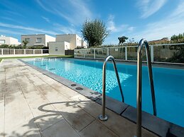 Spacious Villa Near Valras Beach