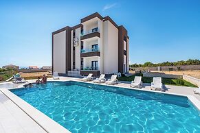 Deluxe Apartment Rita 3