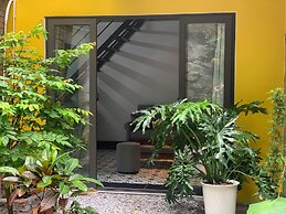 oc homestay CAT BA