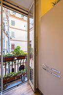 Carlo III Apartment by Wonderful Italy