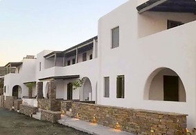 Ampelas Nostalgia Gem - Seaview Getaway in Paros