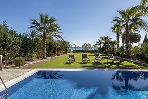 Ayia Napa Seafront Ionion Villa H5