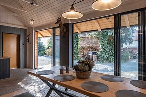 Chalet in Roprachtice Near Ski Slopes