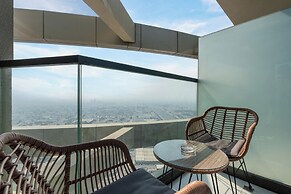 Lux BnB Aykon Tower Skyline Views