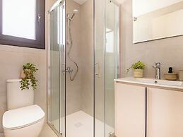 Sanders Eduardovich Limassol - Full Building