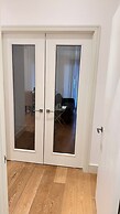 Apartment-sleeps3-hottub-patio