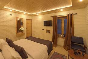 PalPenzy - Bespoke Premium Stay