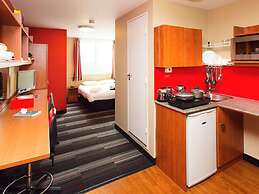 Corporation Village - Campus Accommodation