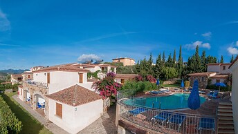 Crystal Pool Village In Tanaunella