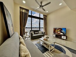 Spacious Duplex Oasis Icon City