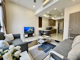 Spacious Duplex Oasis Icon City