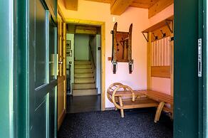 Villa in Rudnik With Pool & Sauna Retreat