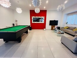 8Villa