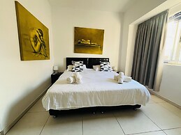8Villa