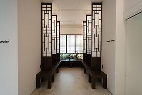 D.A.L Premium Capsule Hotel