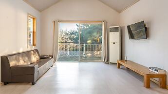 Ganghwa Raube Pet-friendly Pension