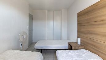 Modern Seaside Apartment