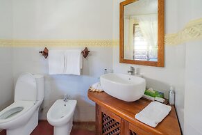 Exploreans Malaika Villas & Beach Club