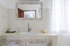 Exploreans Malaika Villas & Beach Club