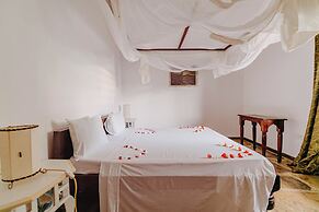 Exploreans Malaika Villas & Beach Club