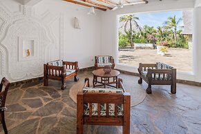 Exploreans Malaika Villas & Beach Club