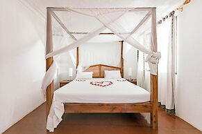 Exploreans Malaika Villas & Beach Club