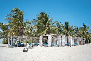Exploreans Malaika Villas & Beach Club