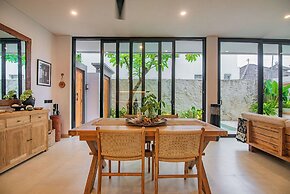 Sister Suites