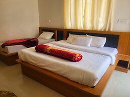 Shivlok Hotel