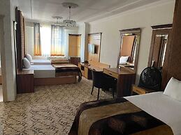 YENİVAN OTEL