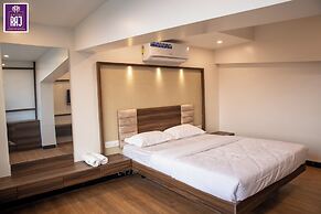 Hotel Raj Lodging &Boarding