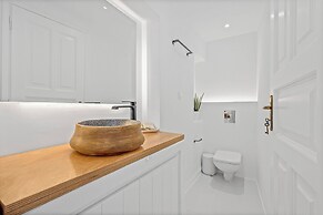Heart of Mykonos Suites