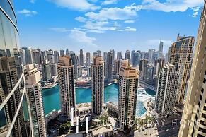 LUX The Premium Marina Sea View Suite