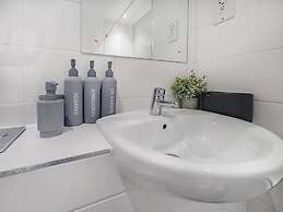 Sleeps 8 With Garden and Pet Friendly
