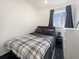 Sleeps 8 With Garden and Pet Friendly