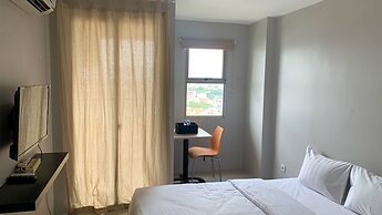 Cozy Studio at Belmont Residence Puri Apartment