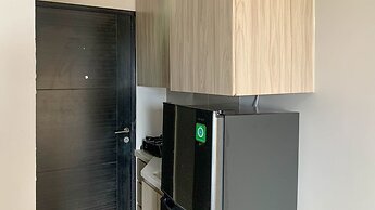 Cozy Studio at Belmont Residence Puri Apartment