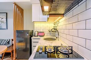 Nice and Homey 2BR at Podomoro Golf View Apartment