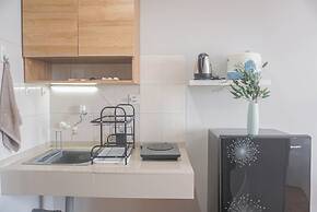 Cozy Studio at Monroe Tower Apartment