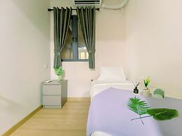 Tranquil Living 3BR Apartment Sky House BSD