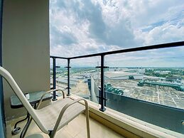 Tranquil Living 3BR Apartment Sky House BSD