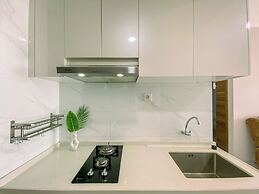 Tranquil Living 3BR Apartment Sky House BSD