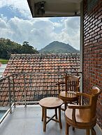 The Swantari by ARBA