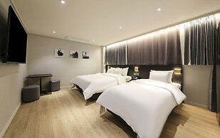Hotel Ami