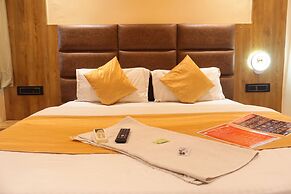 Hotel meet palace