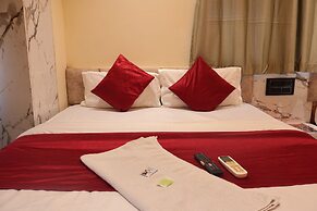 Hotel meet palace