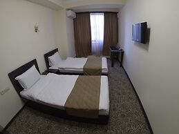 Yerevan Centre Hotel