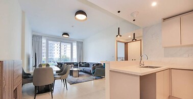 Lux 1BR w World Highest Sky Track Rooftop Pool