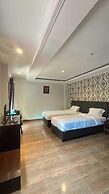 Nuris Hotel