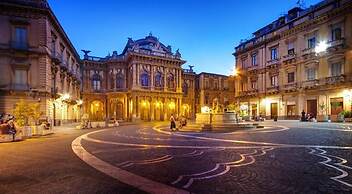 Central Station House Daniele